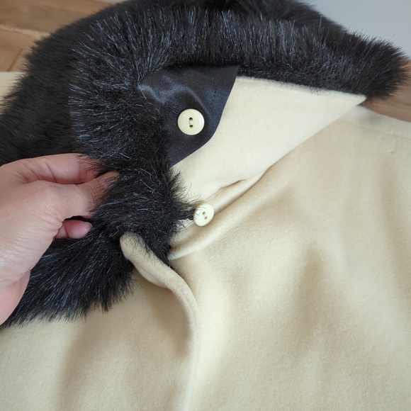 Cashmere Wool Blend Off-White Black Faux Fur Collar Long Coat - Picture 16 of 16